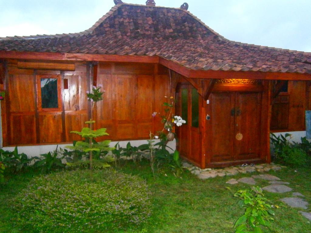 Villa Sumbing Indah 마겔랑 객실 사진