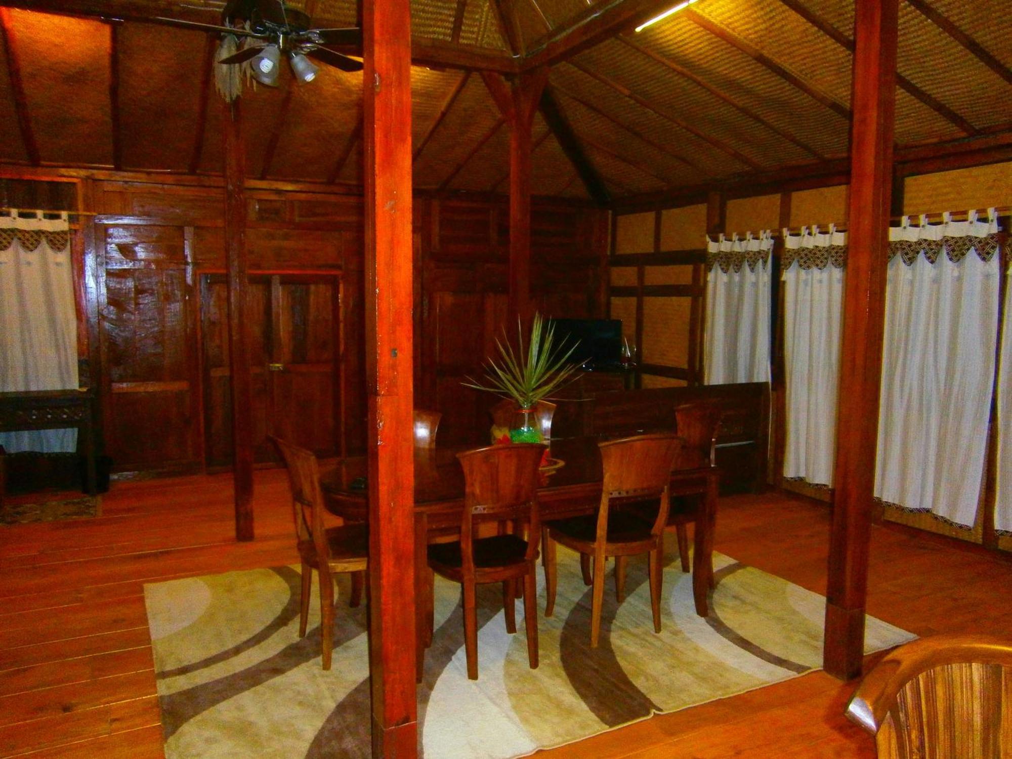 Villa Sumbing Indah 마겔랑 객실 사진